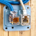 Фото по теме: Коннекторы RJ-45 проходные сквозные против закрытых классических