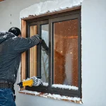 Фото по теме: Заедание раздвижных алюминиевых створок зимой